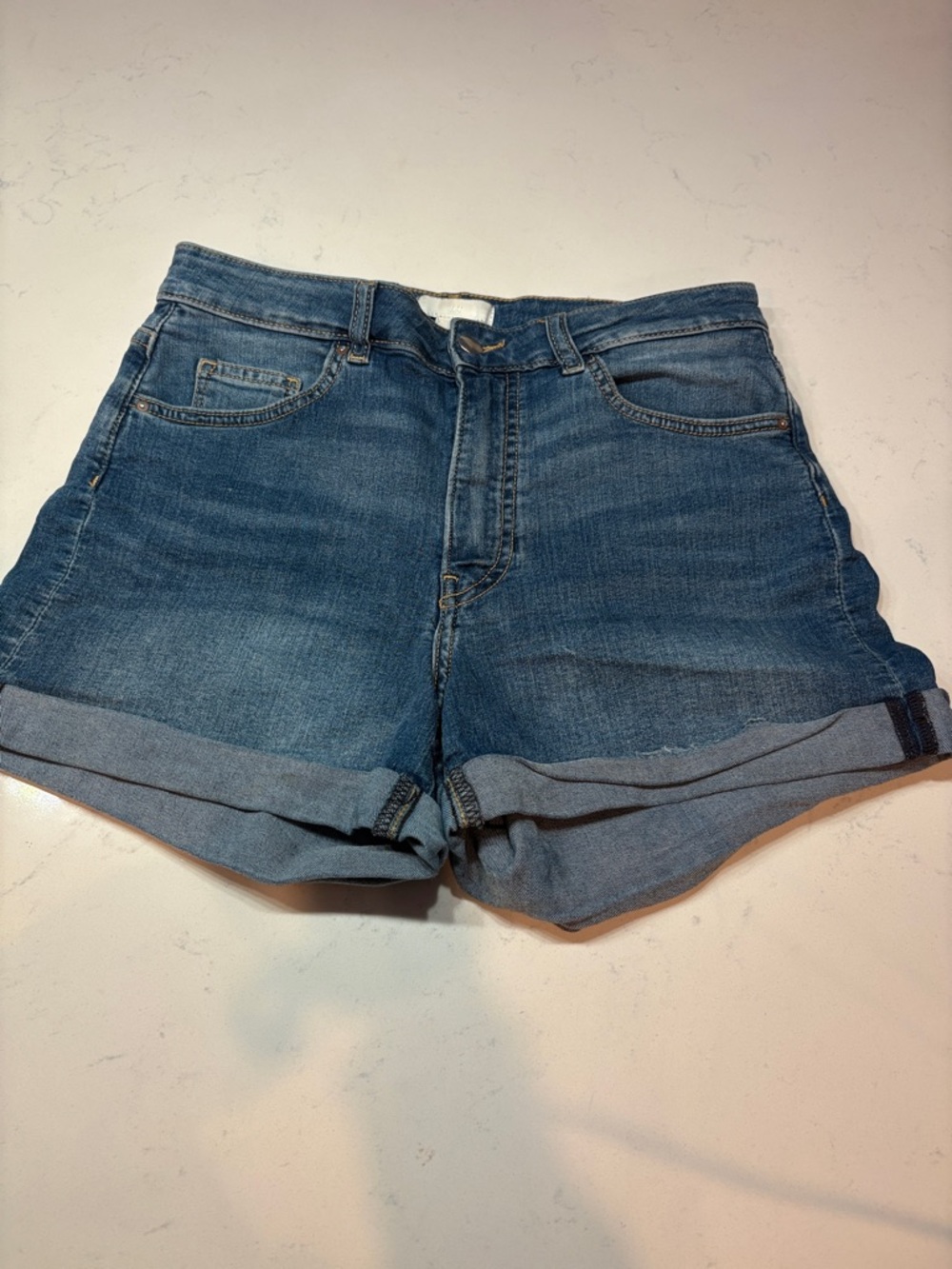 H&M Mid-Rise Cuffed Denim Shorts - Blue